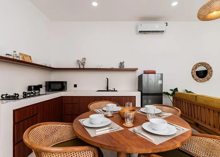 Chic And Stylish 2br With Wooden Accents Uluwatu (Bali)